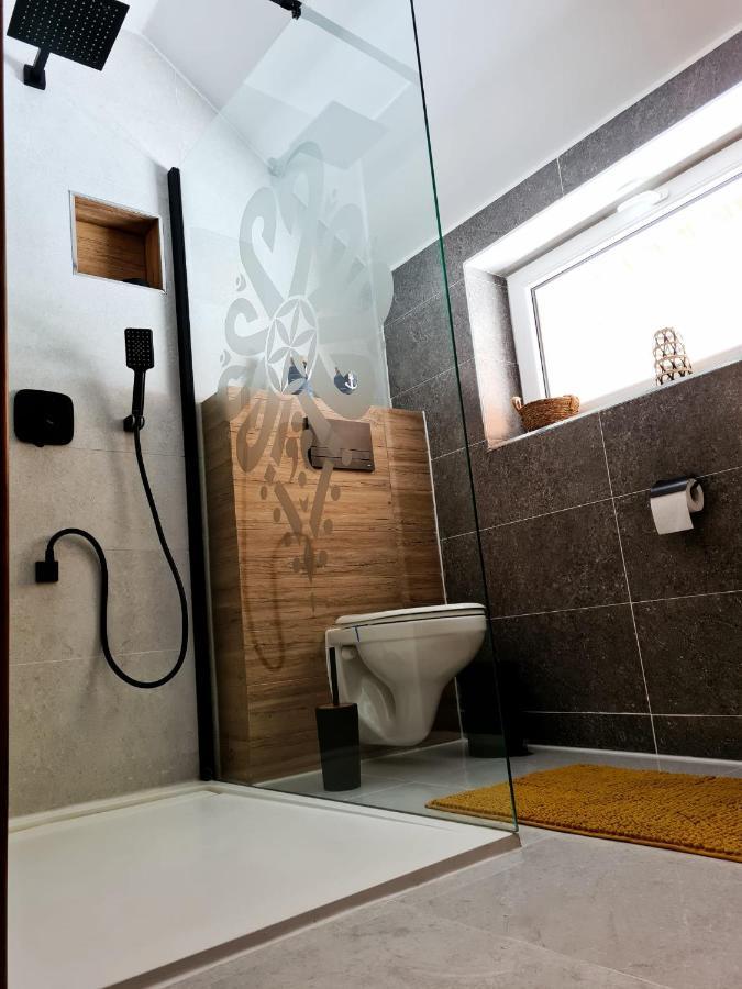 Apartament W Jalowcach Gronkow エクステリア 写真